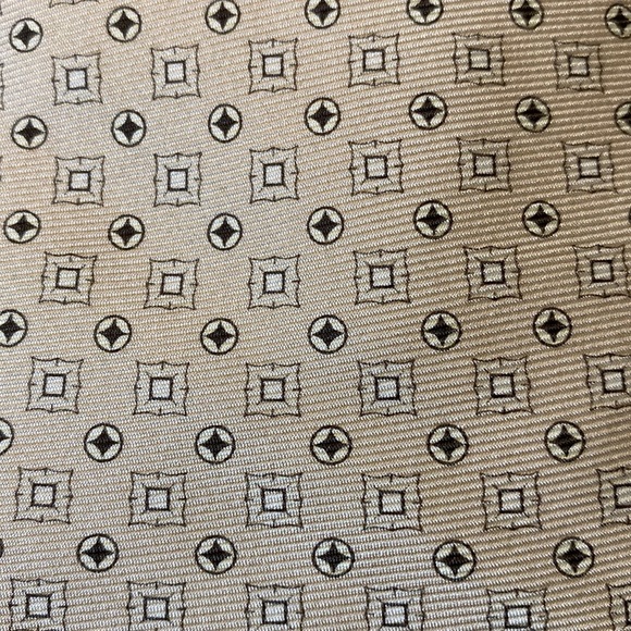 ETRO 100% Silk Tie Made in Italy - Picture 9 of 9